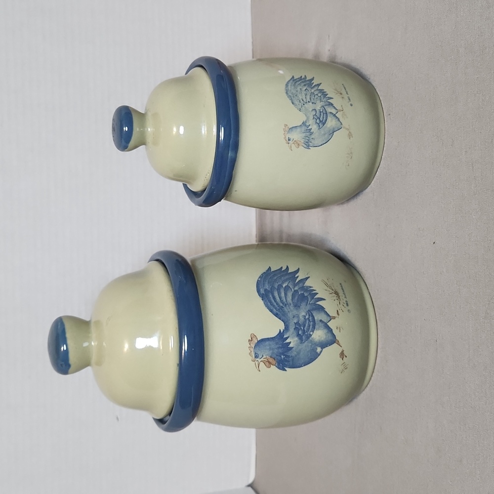 Set of two Vintage 1983 Jacaman Canisters